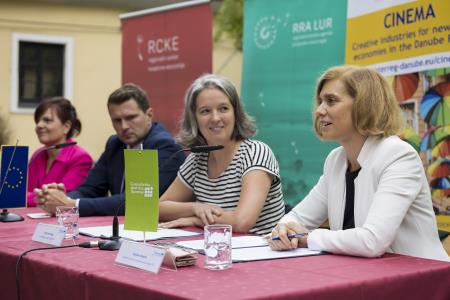 Kamniško mestno središče z novim utripom – sprehod z županom po pop-up izložbah in obisk novih podjetnikov  (9)